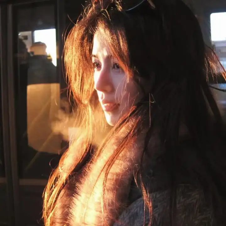 皇上,废后她又双叒掉马了